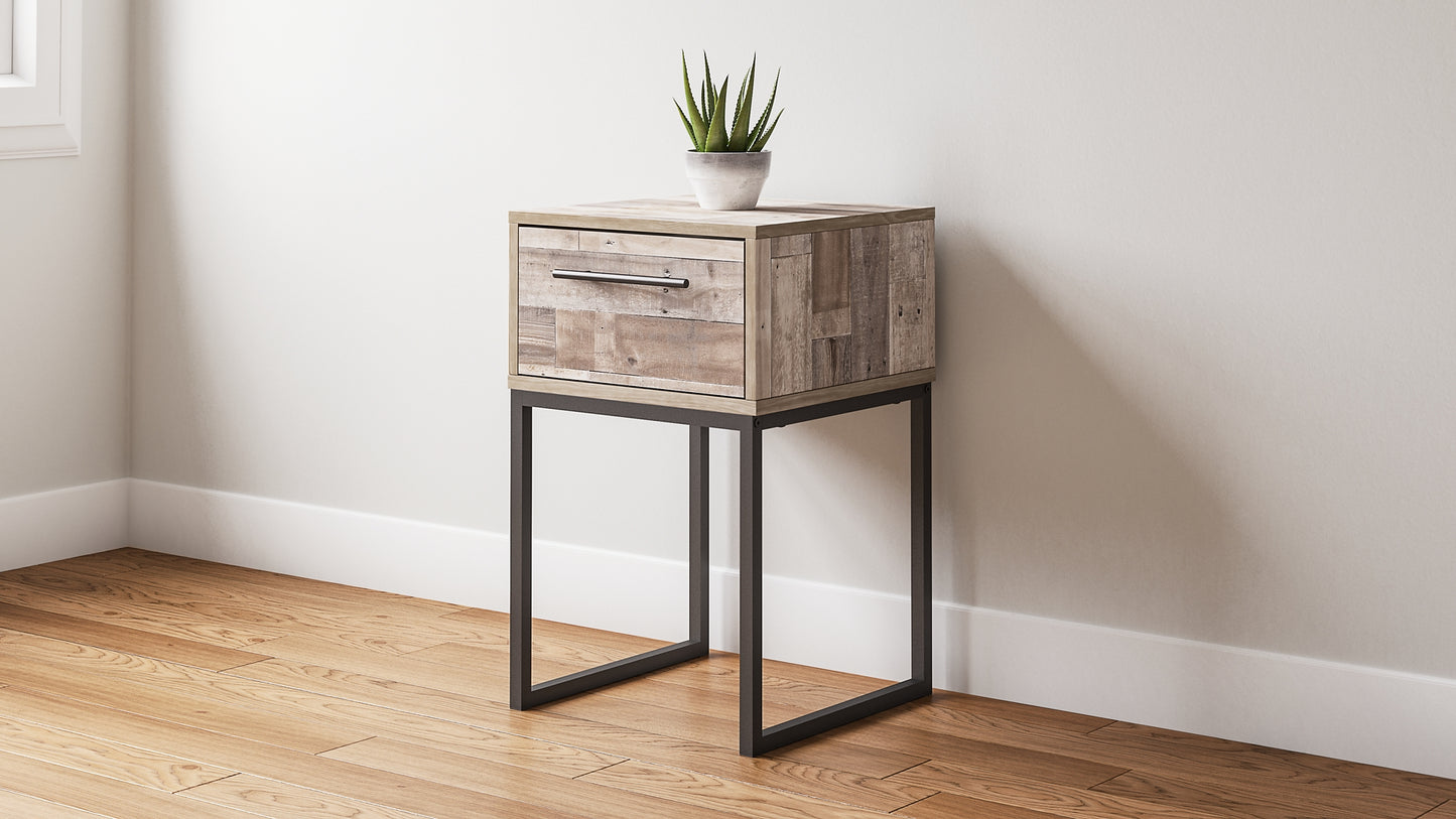 Neilsville One Drawer Night Stand