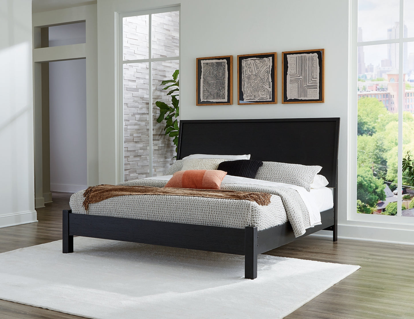 Danziar  Panel Bed